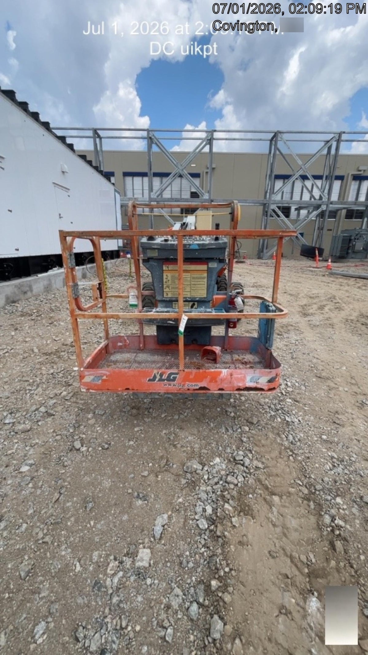 2022 JLG 340AJ