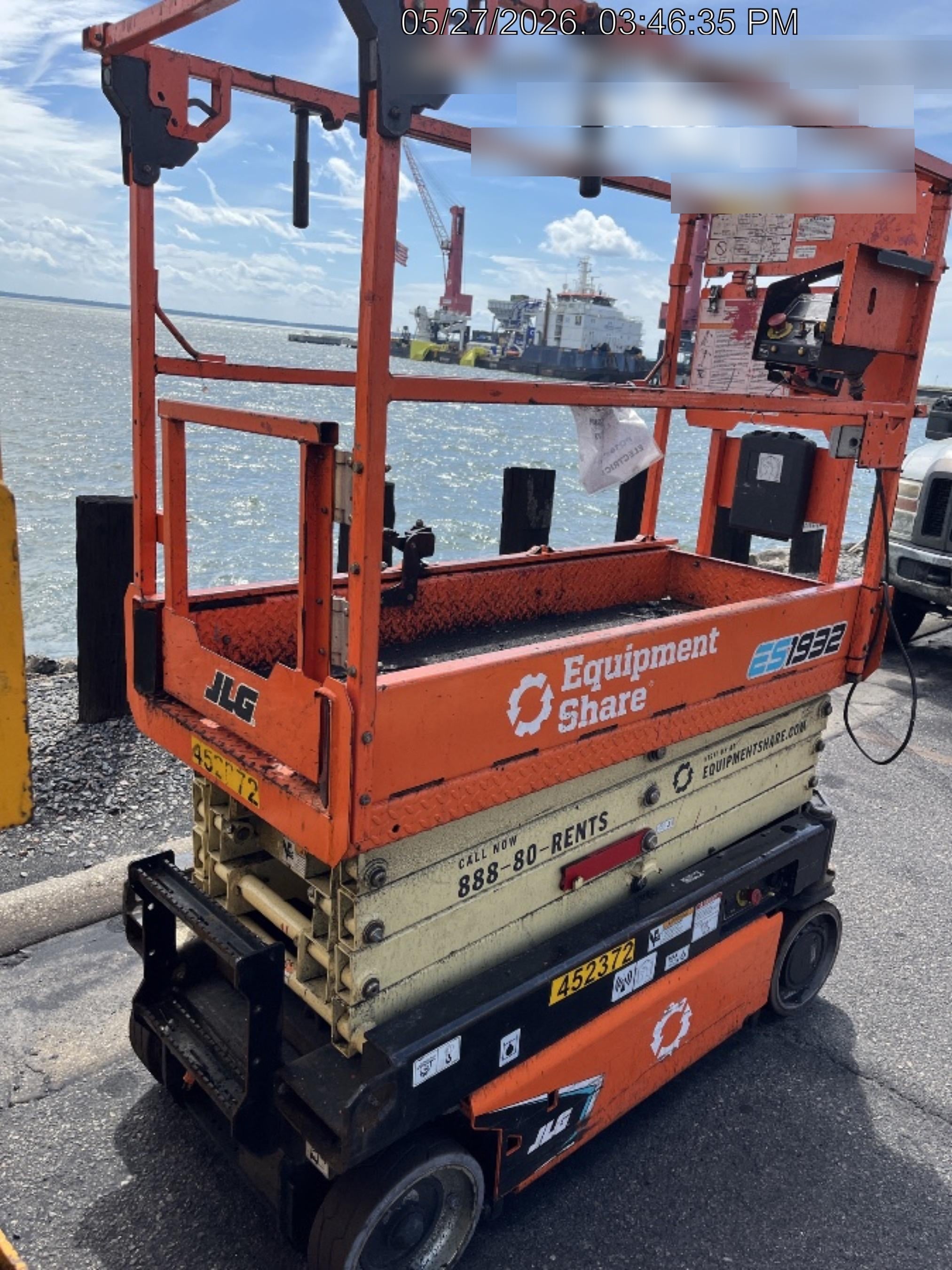 2024 JLG ES1932
