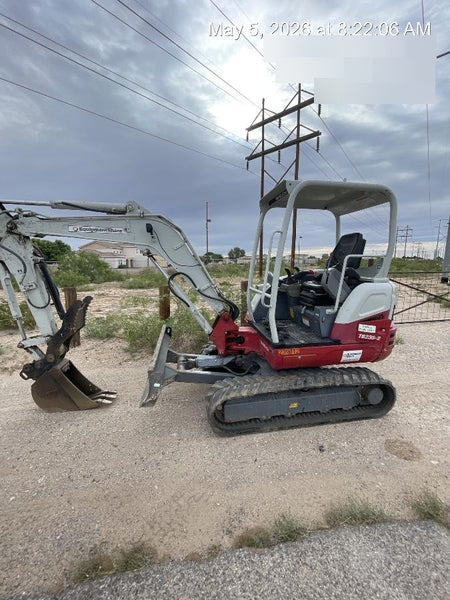 2022 TAKEUCHI TB235-2R