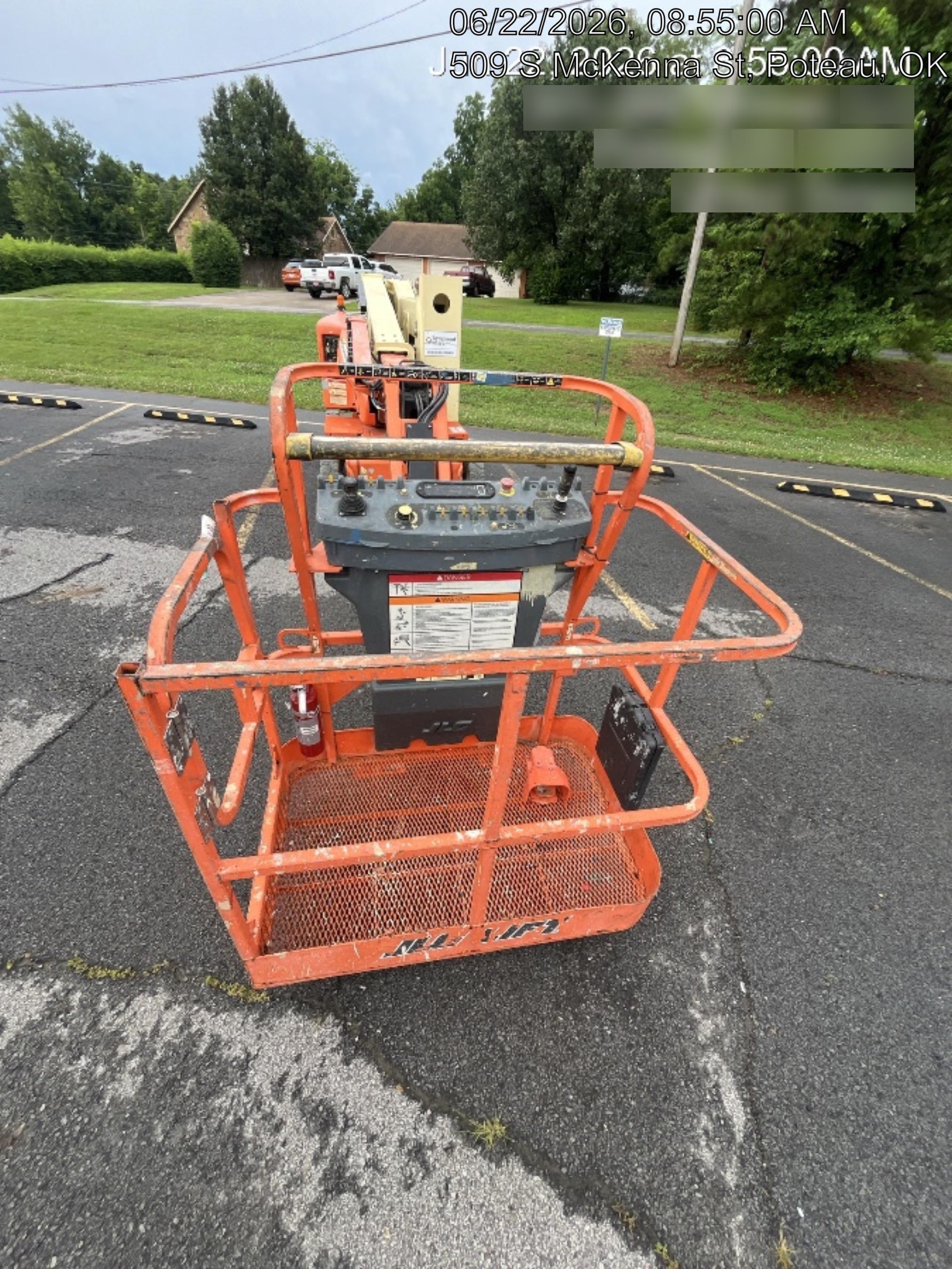 2019 JLG E400AJPN