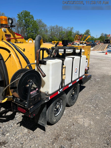 2022 VAC-TRON LP573XDT