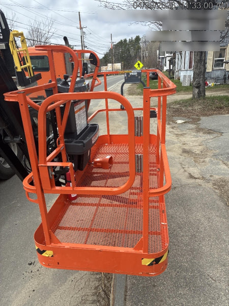 2025 JLG 660SJ