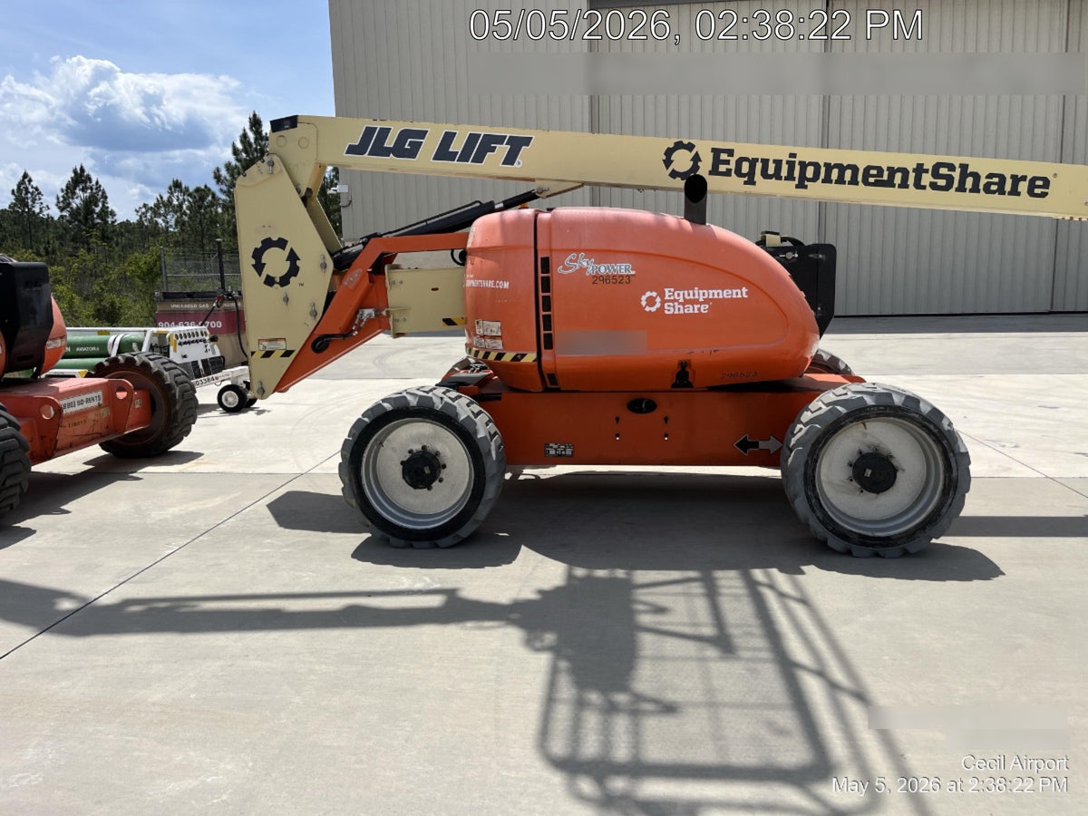 2023 JLG 600AJ