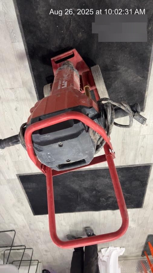 2022 HILTI TE 3000-AVR