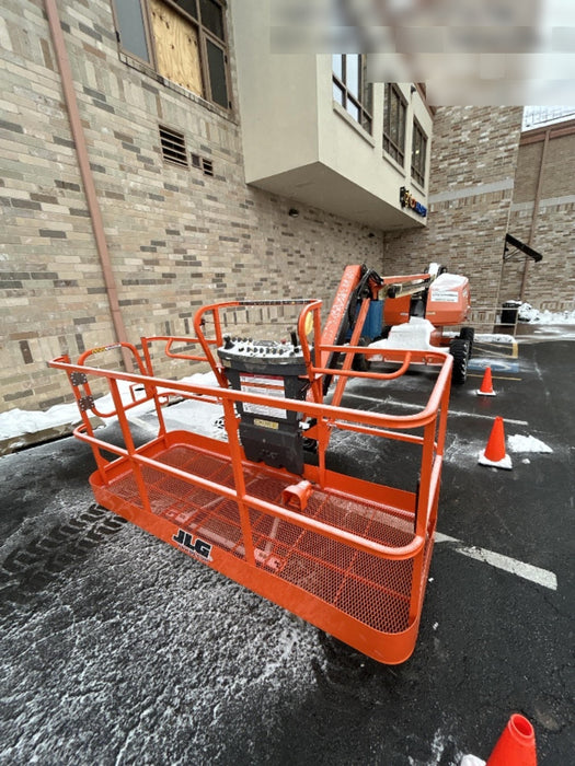 2019 JLG 460SJ