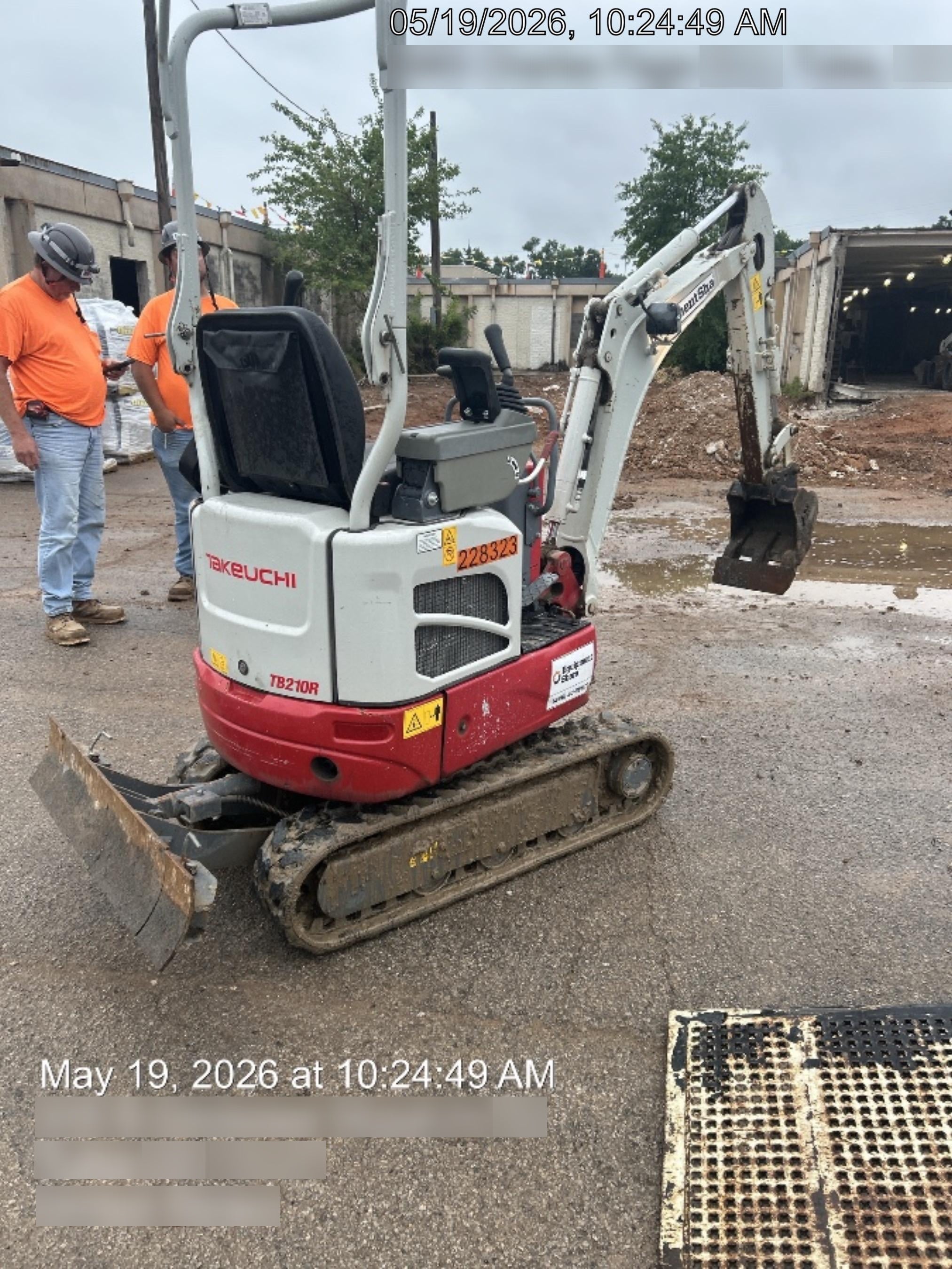 2022 TAKEUCHI TB210R