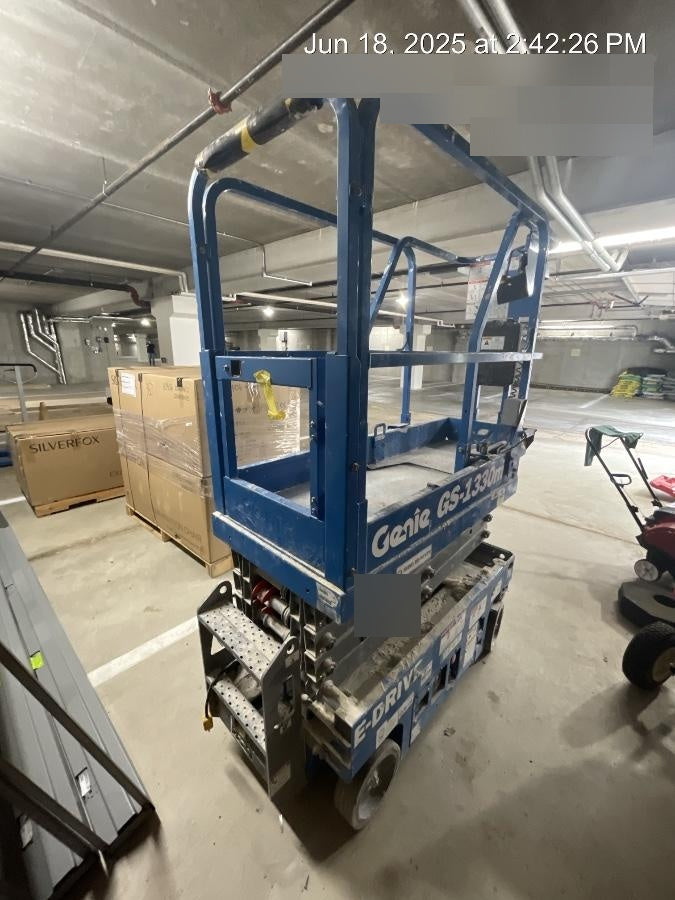 2021 GENIE GS-1330m