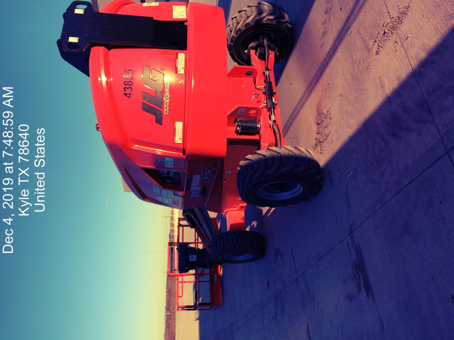 2019 JLG 400S