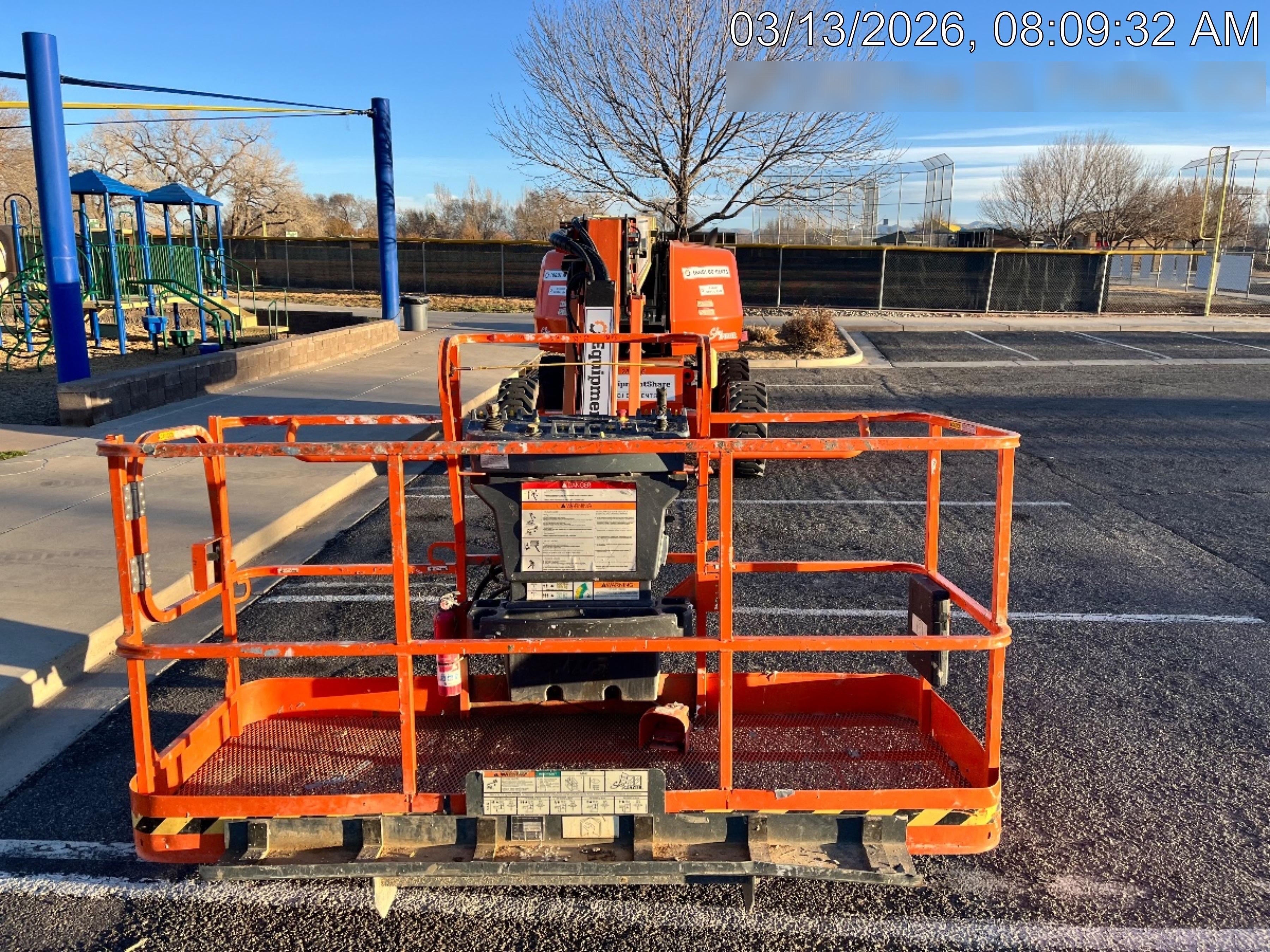 2022 JLG 660SJ