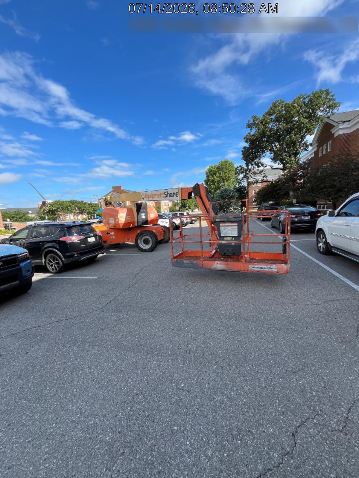 2019 JLG 800AJ