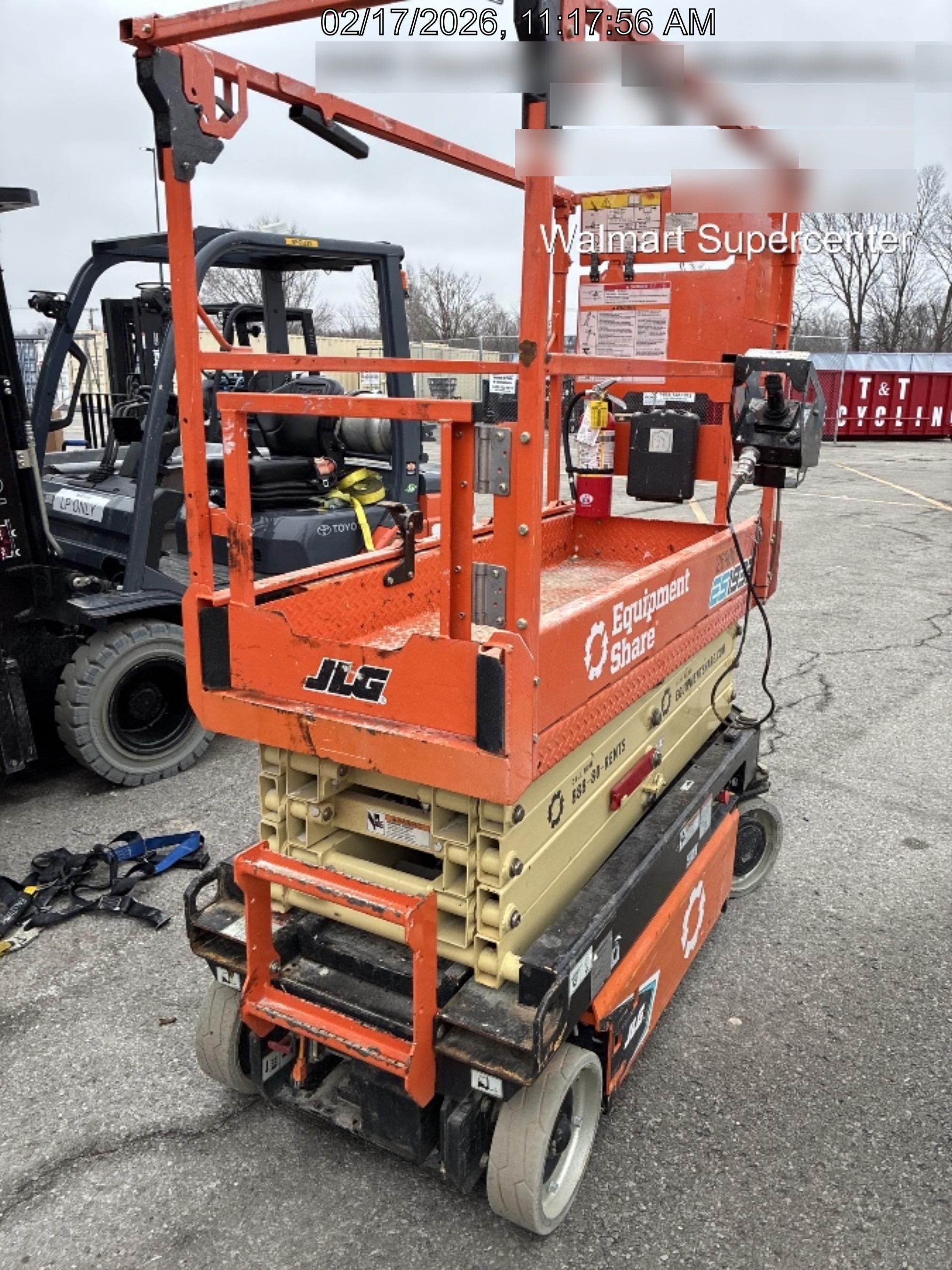 2022 JLG ES1932