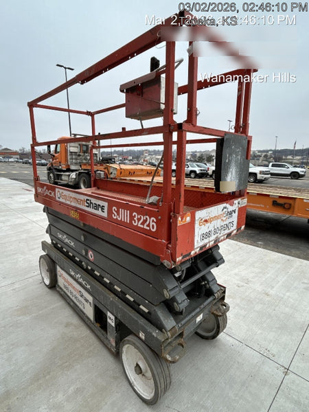 2018 Skyjack SJIII-3226 Skyjack SJIII3226 Scissor Lift w/Trojan Batteries