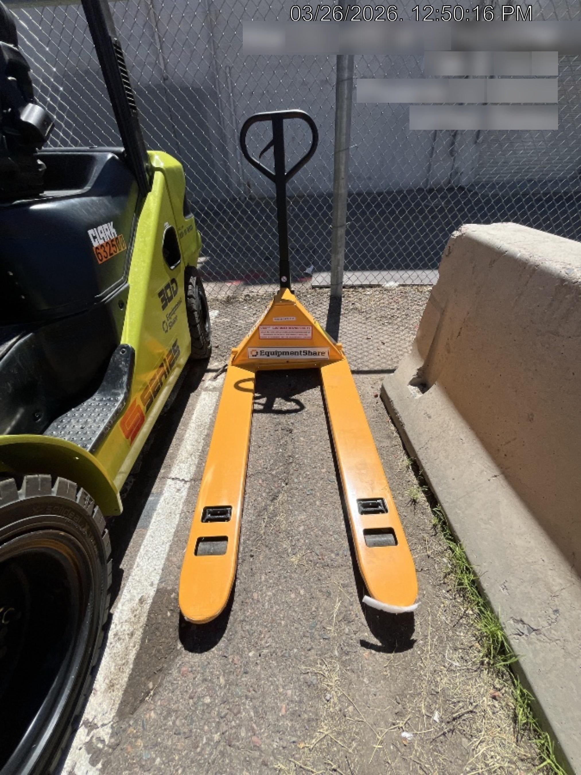 2016 ULINE H-1043