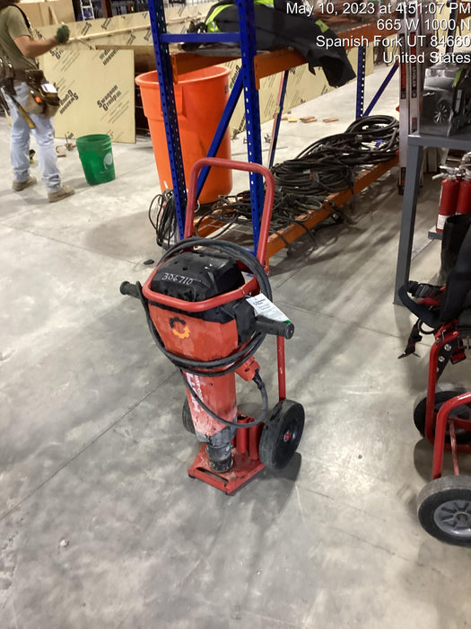 2023 HILTI TE 3000-AVR
