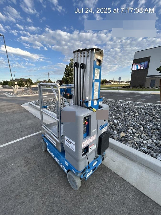 2019 GENIE GR-20