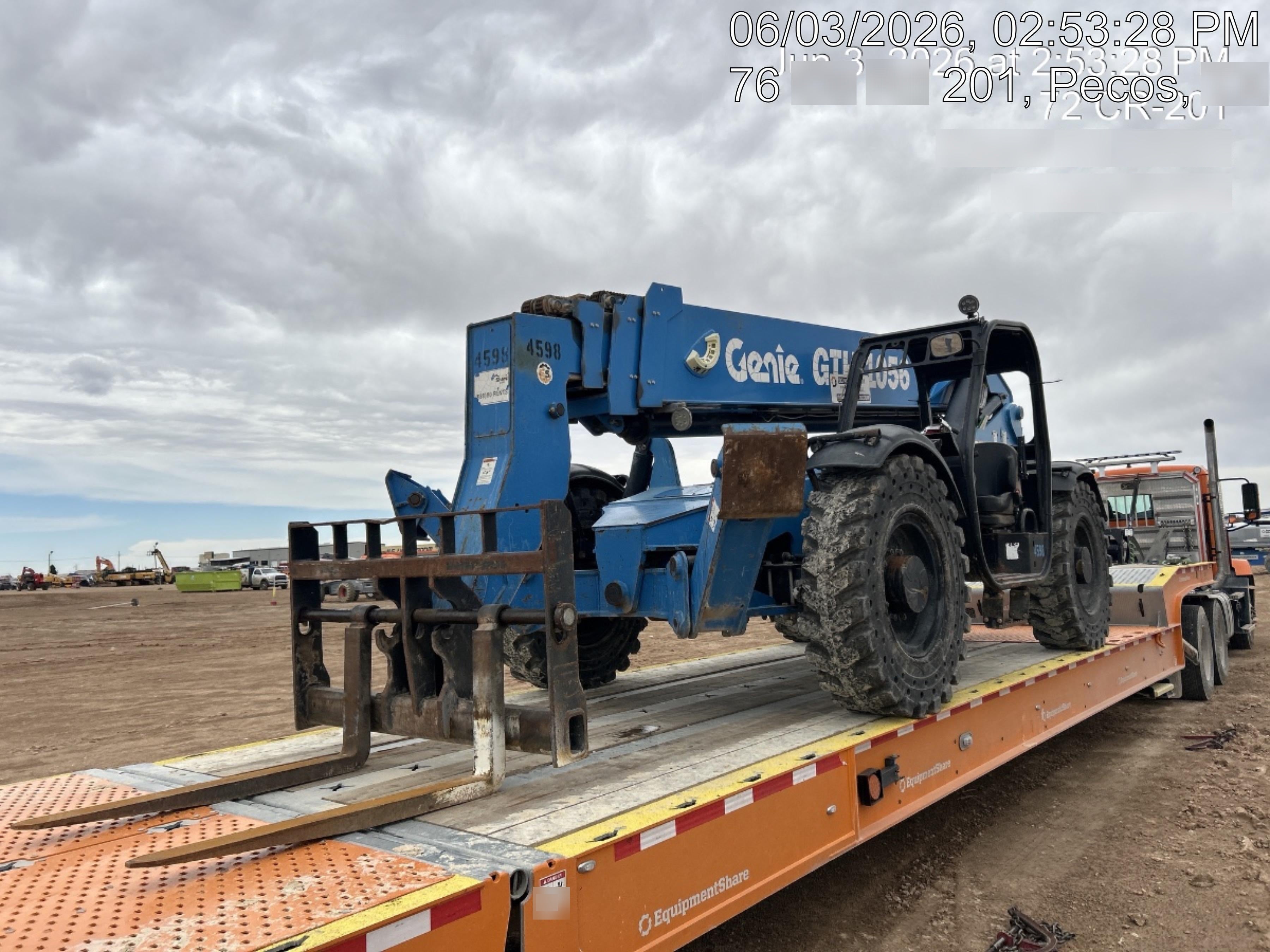2017 Genie GTH-1056 Genie GTH1056, Solid Tires, 60" carriage, Light Kit, Open ROPS