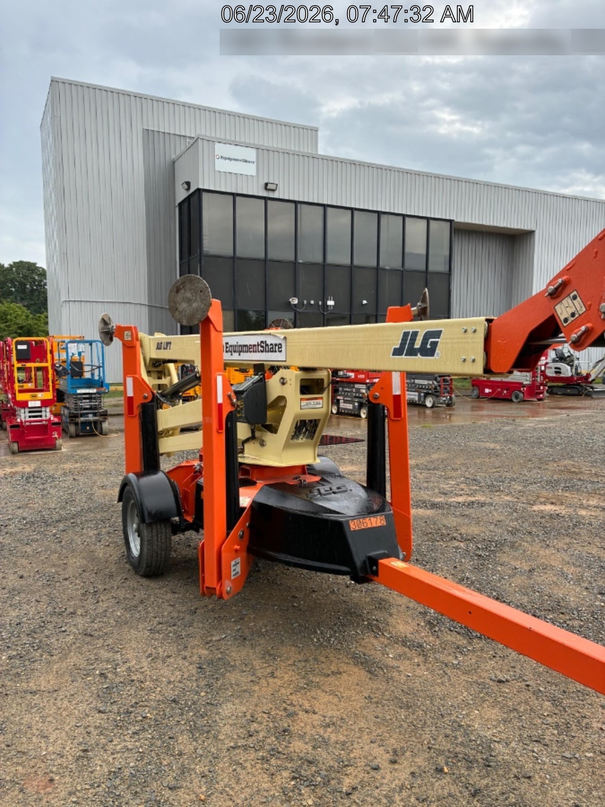 2023 JLG T500J