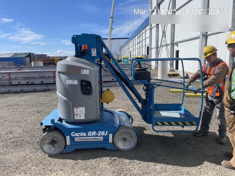 2020 GENIE GR-26J
