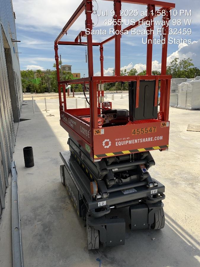 2024 Skyjack SJ3219 Electric Drive, Sld NM Tires, DBcns, RFRails, Power to Platform, T3 + Access Control