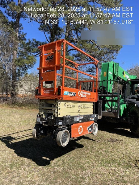 2023 JLG ES1932