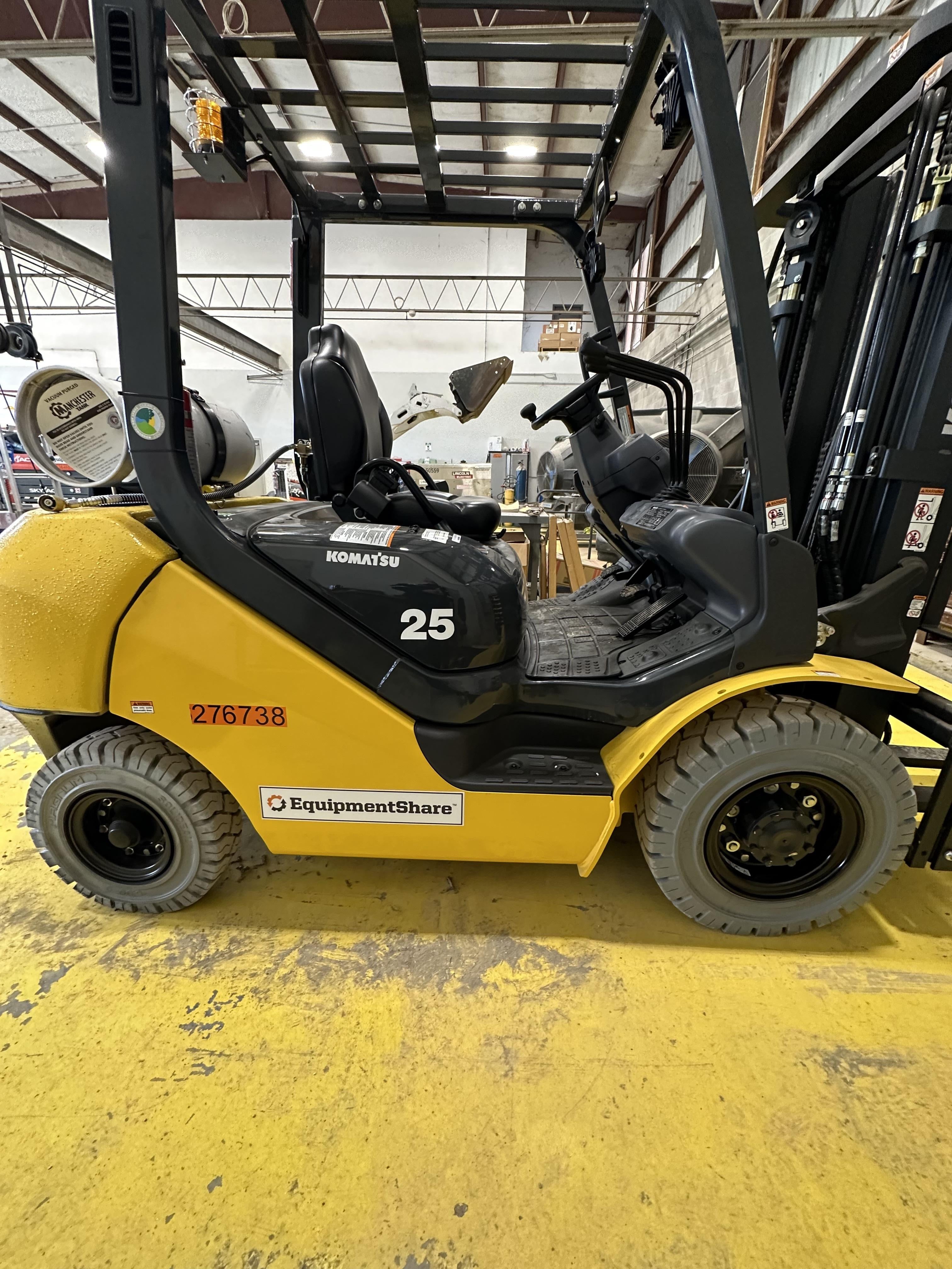 2022 KOMATSU FG25T-16