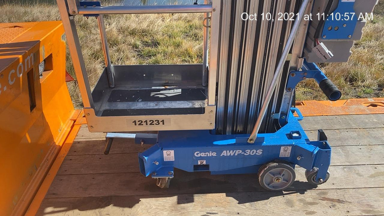 2020 GENIE AWP-30S