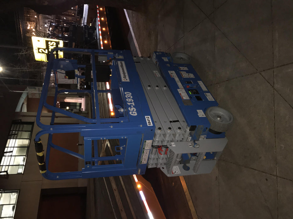 2019 Genie GS-1930 Half Height Swing Gate, 800W Inverter