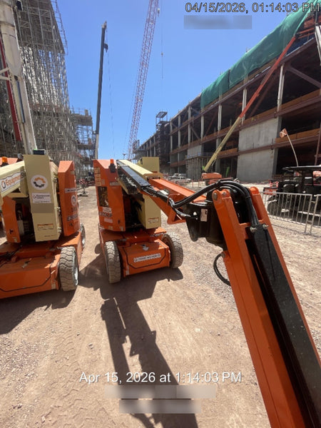 2019 JLG E300AJP