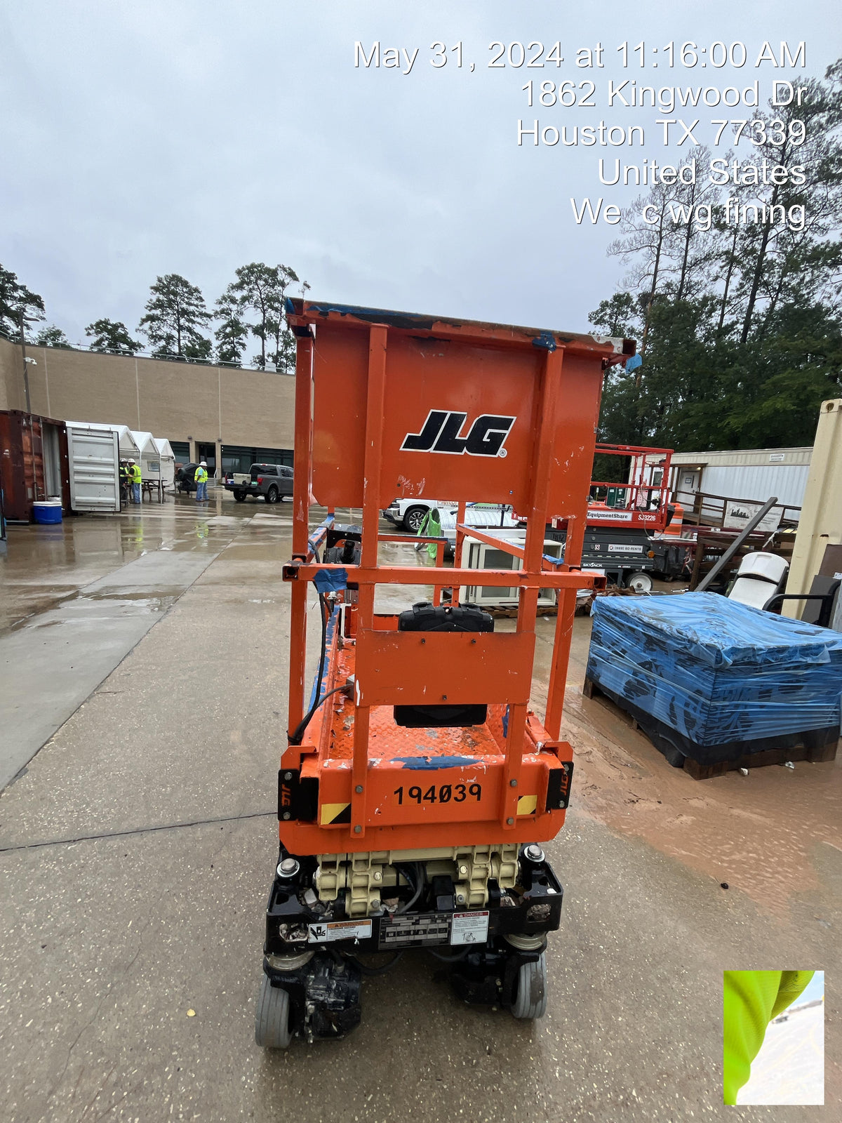 2021 JLG ES1330L
