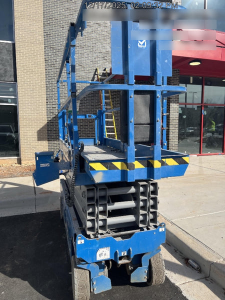 2023 GENIE GS-2632