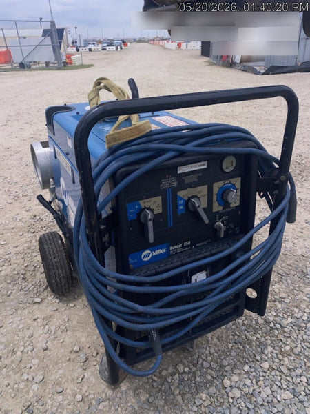 2019 Miller Electric BOBCAT 250 Standard w/Running Gear, Bracket, Hose