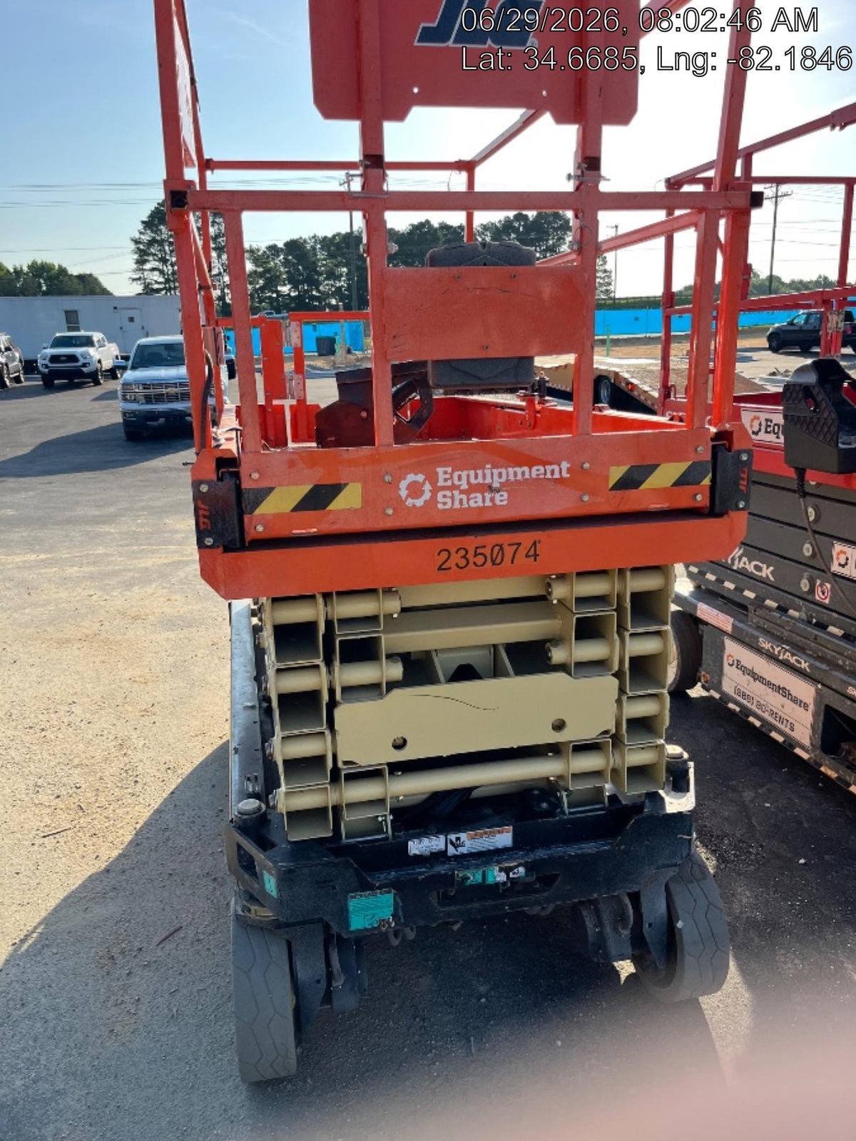 2022 JLG ES3246