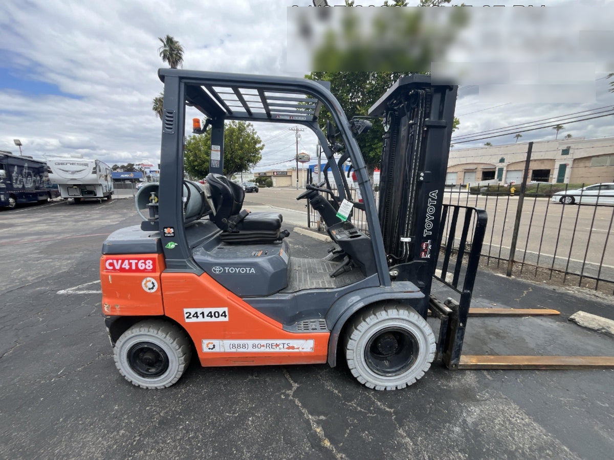 2022 TOYOTA 50-8FGU25