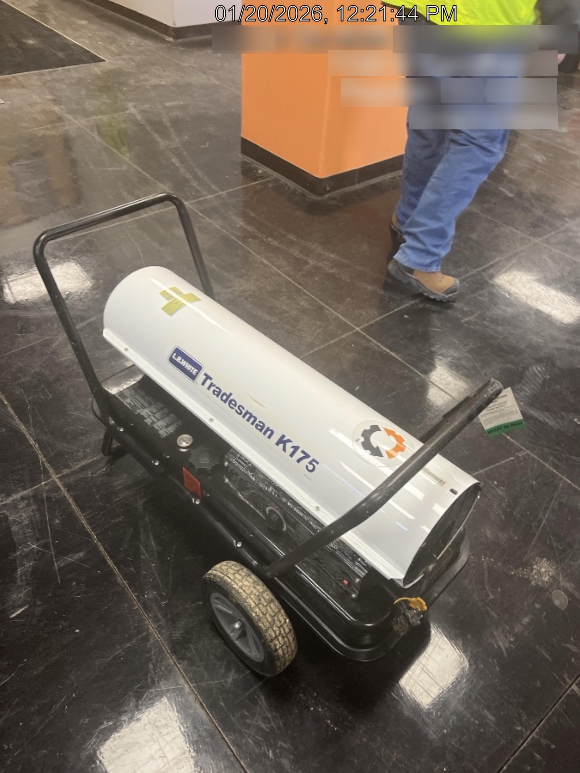 2022 LB WHITE Tradesman K175
