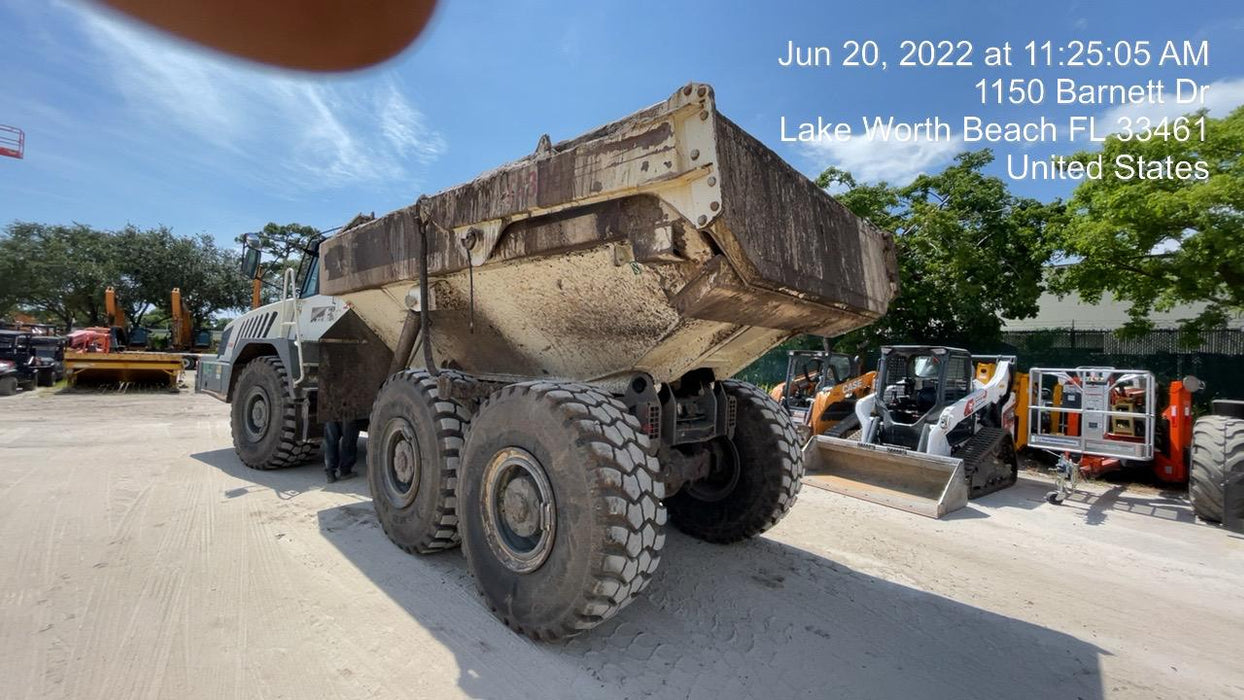 2020 TEREX TA300