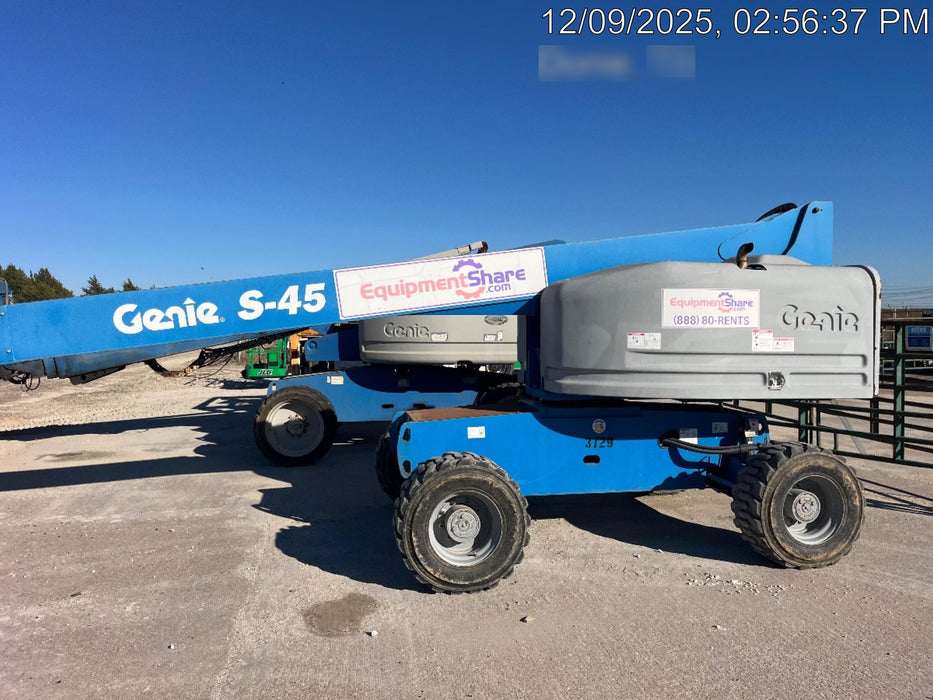 2017 GENIE S-45