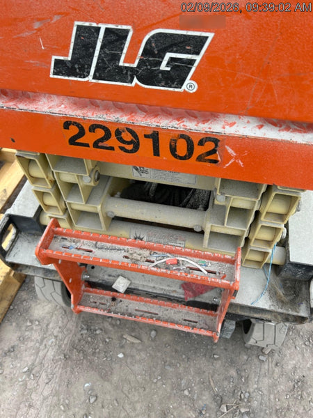 2022 JLG ES1932