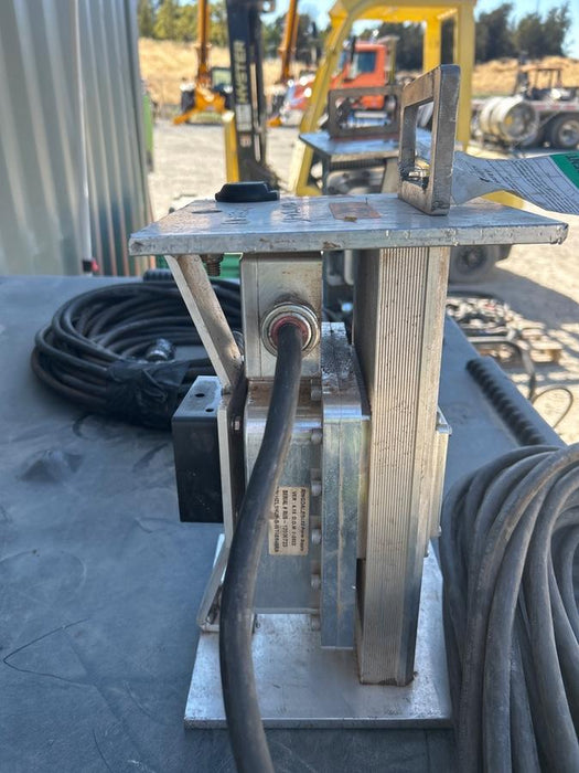 2022 WORKSITE LIGHTING PetroPRO Handy 24639