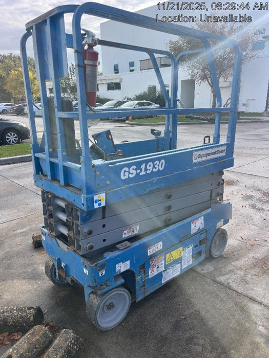 2019 Genie GS-1930 Fixed Rails with Chain Entry