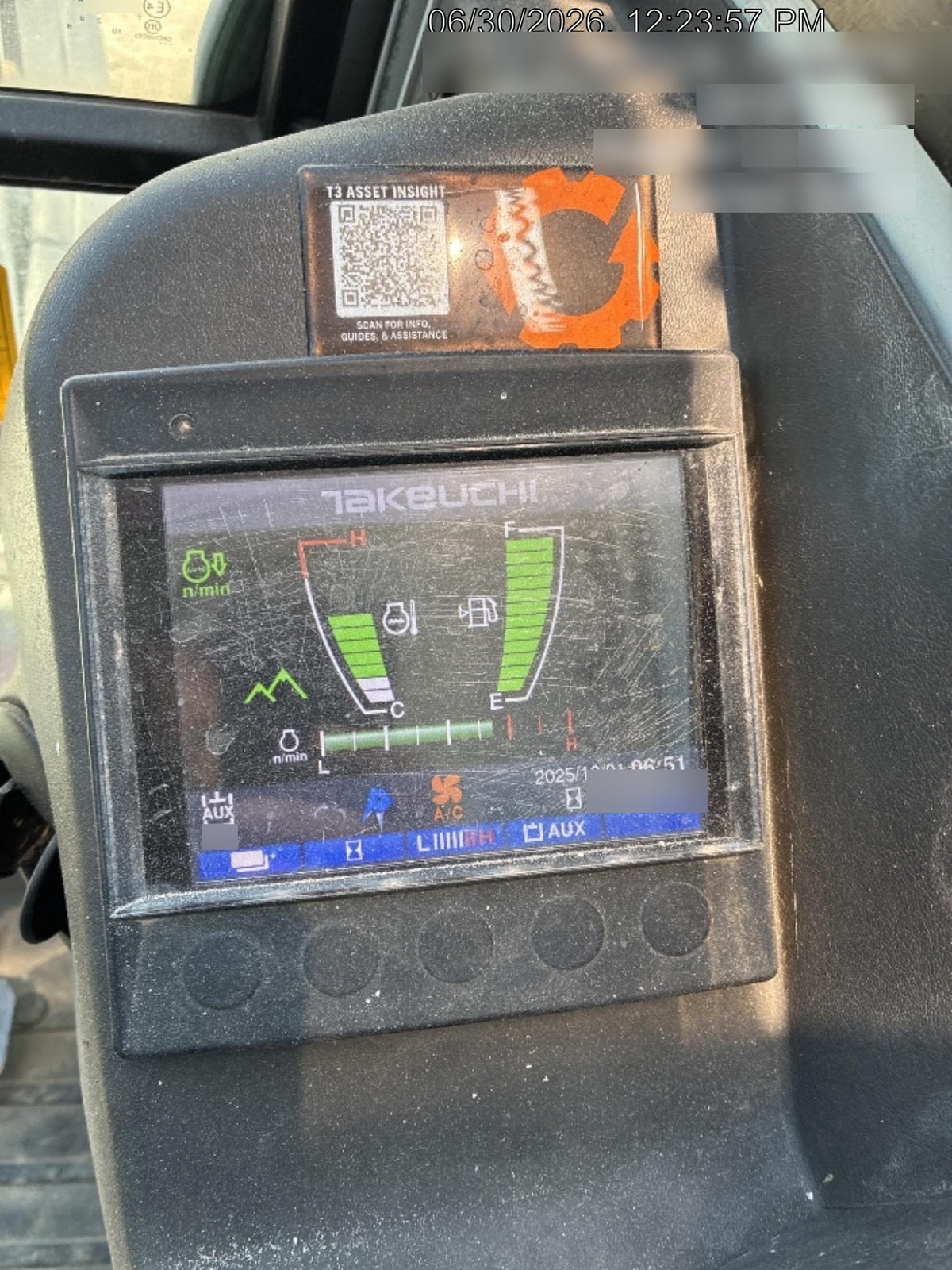 2020 Takeuchi TB-235-2CR Cab/Heat/Air, Rubber Tracks, Manual TAG QC