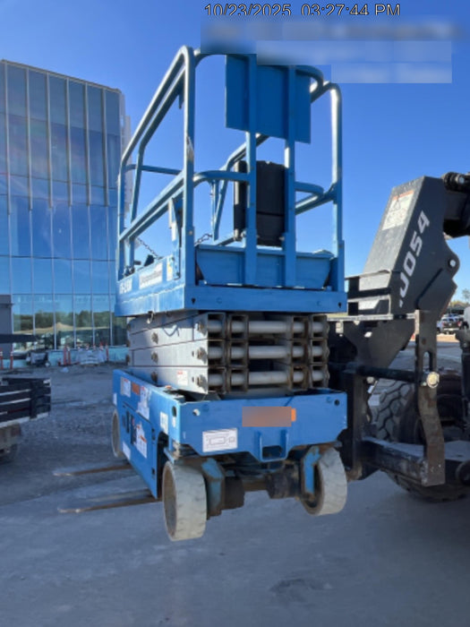 2019 Genie GS-1930 Fixed rails with chain Entry