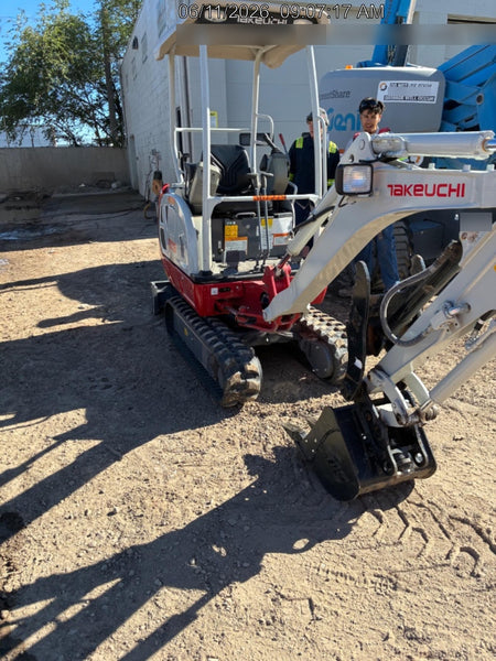 2023 TAKEUCHI TB216R