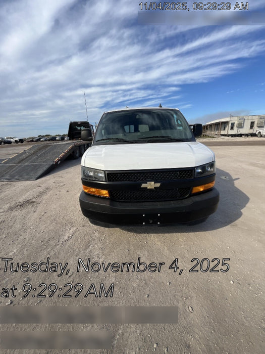 2023 CHEVROLET Express Van - Rental