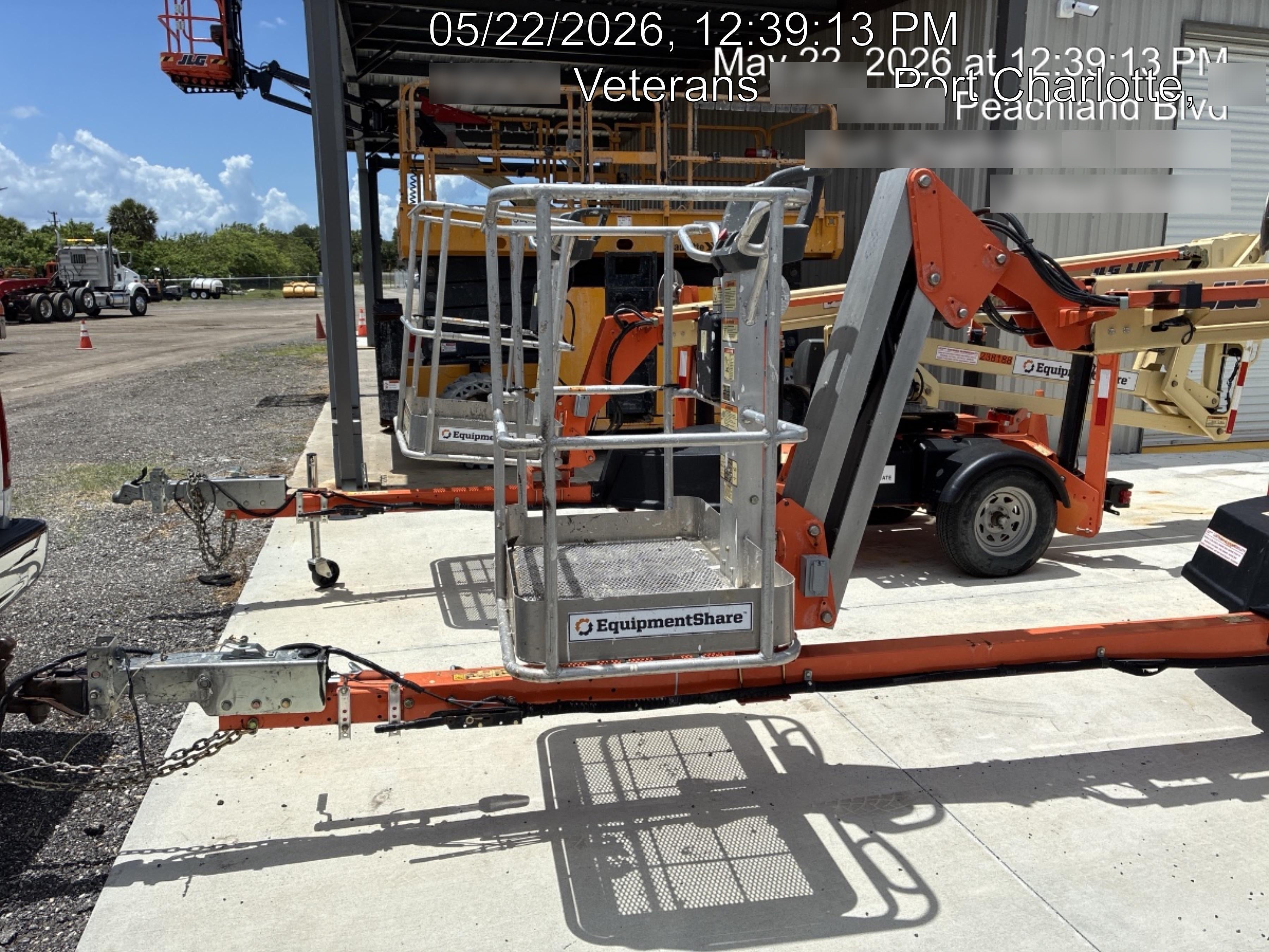 2022 JLG T500J