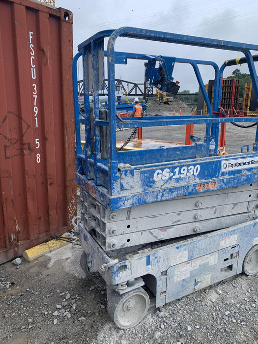 2020 Genie GS-1930 Fixed rails with chain entry gate - Pre A92.20