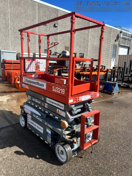 2023 SKYJACK SJ3219