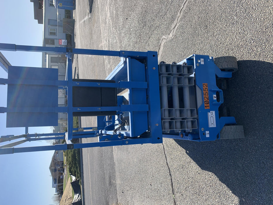 2020 Genie GS-1930 Solid Non Marking Tires, Beacon, Folding rails with half height swing gate, 800W Inverter