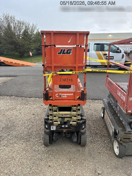2022 JLG ES1932
