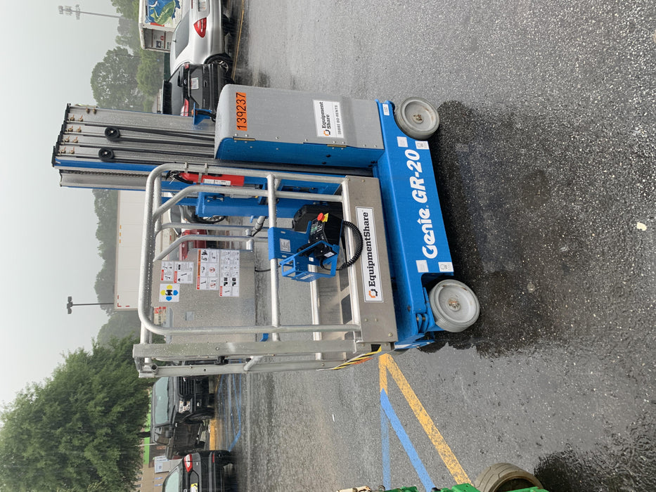 2021 GENIE GR-20