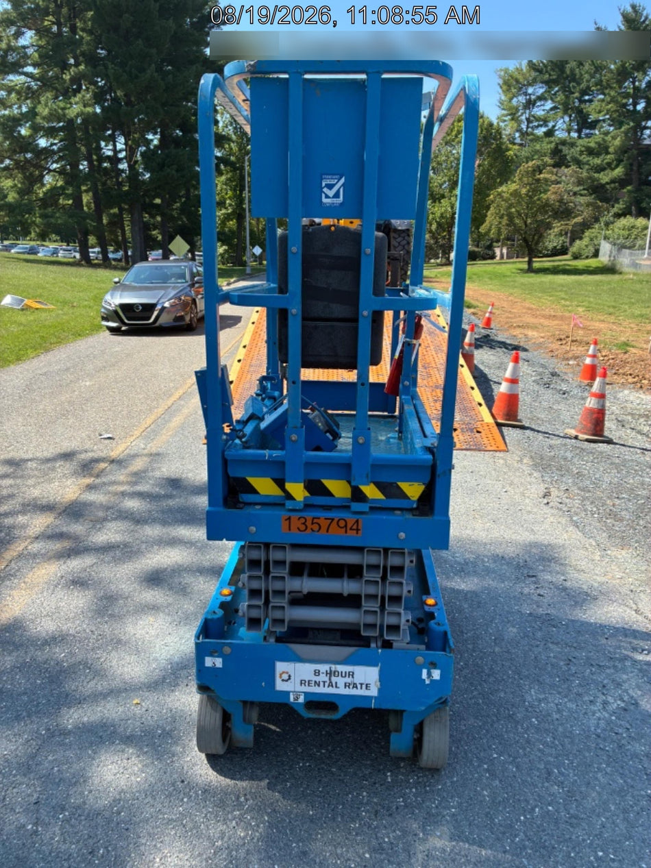 2021 GENIE GS-1330m